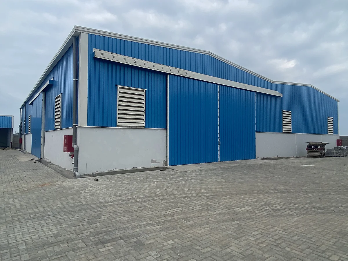 Completed industrial workshop and warehouse